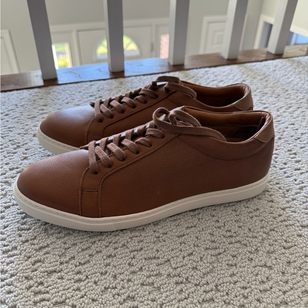 Allen Edmonds Men’s Courtside Sneaker in Walnut color - New in Box size 9D